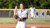 ROUNDUP: Stags' diamond squads advance to district title games