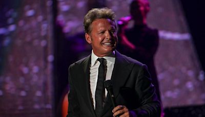 Karol G y Luis Miguel son los artistas más taquilleros del mundo