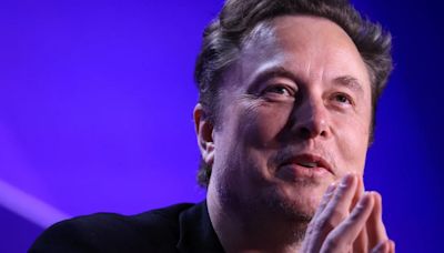 Elon Musk estimó que en un futuro habrá “ingresos altos universales” gracias a los avances en la IA