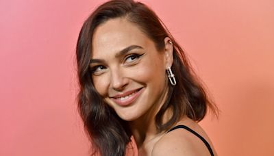 Gal Gadot Goes for a Classic Body-Hugging Dress With Slit in Red Carpet Appearance After Birth