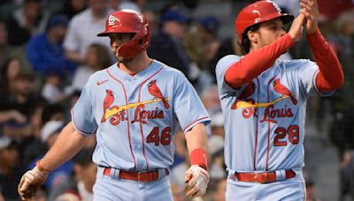 Cardinals capitalize on Cubs' miscues, wily Wrigley wind to complete late-innings comeback