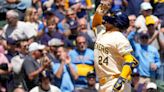 William Contreras leads the way as Brewers hit 5 homers off Martín Pérez in 10-2 win over