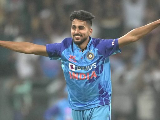 'He's playing for a state with no proper structure': Mhambrey spills harsh reality on Umran Malik's untimely India exit