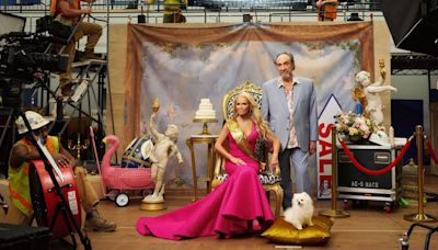 Interview: For Playwright Lindsey Ferrentino, THE QUEEN OF VERSAILLES is a Hometown Story