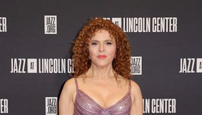 Timeless Beauty: 76-Year-Old Bernadette Peters Dazzles in Sequined Dress at Tony Bennett Tribute Event