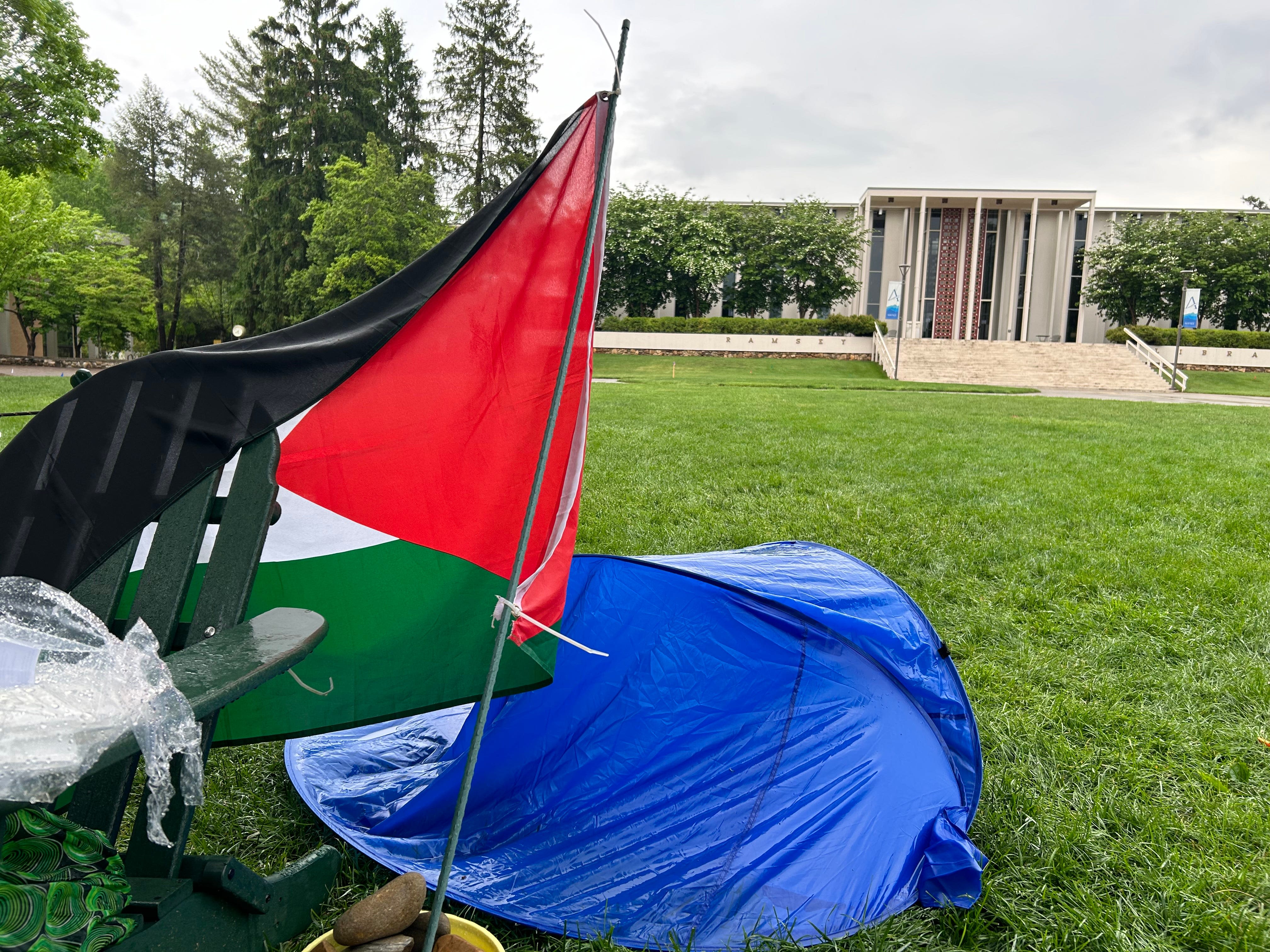 Israel-Gaza war protest at UNC Asheville ramps up; demonstrators settle in