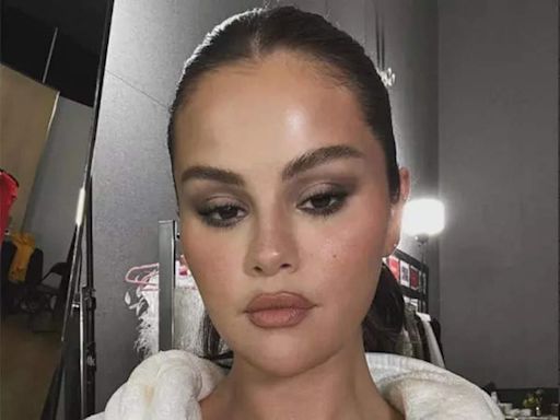 "Leave me alone": Selena Gomez shuts down plastic surgery rumours | English Movie News - Times of India