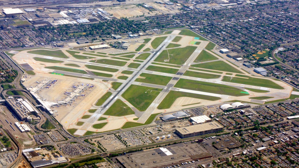 Chicago Department of Aviation set to buy vacant land near Chicago Midway Airport for $1 - Chicago Business Journal