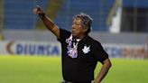 El técnico hondureño Ramón Maradiaga se estrenará ante el líder en Guatemala