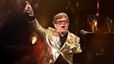 Elton John dice adiós a más de 50 años de conciertos con el último show de su gira de despedida