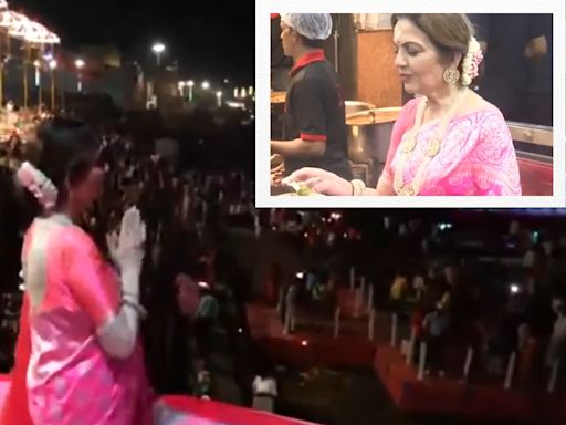 Nita Ambani Visits Kashi Vishwanath Temple, Offers First Wedding Invitation Of Anant Ambani-Radhika Merchant