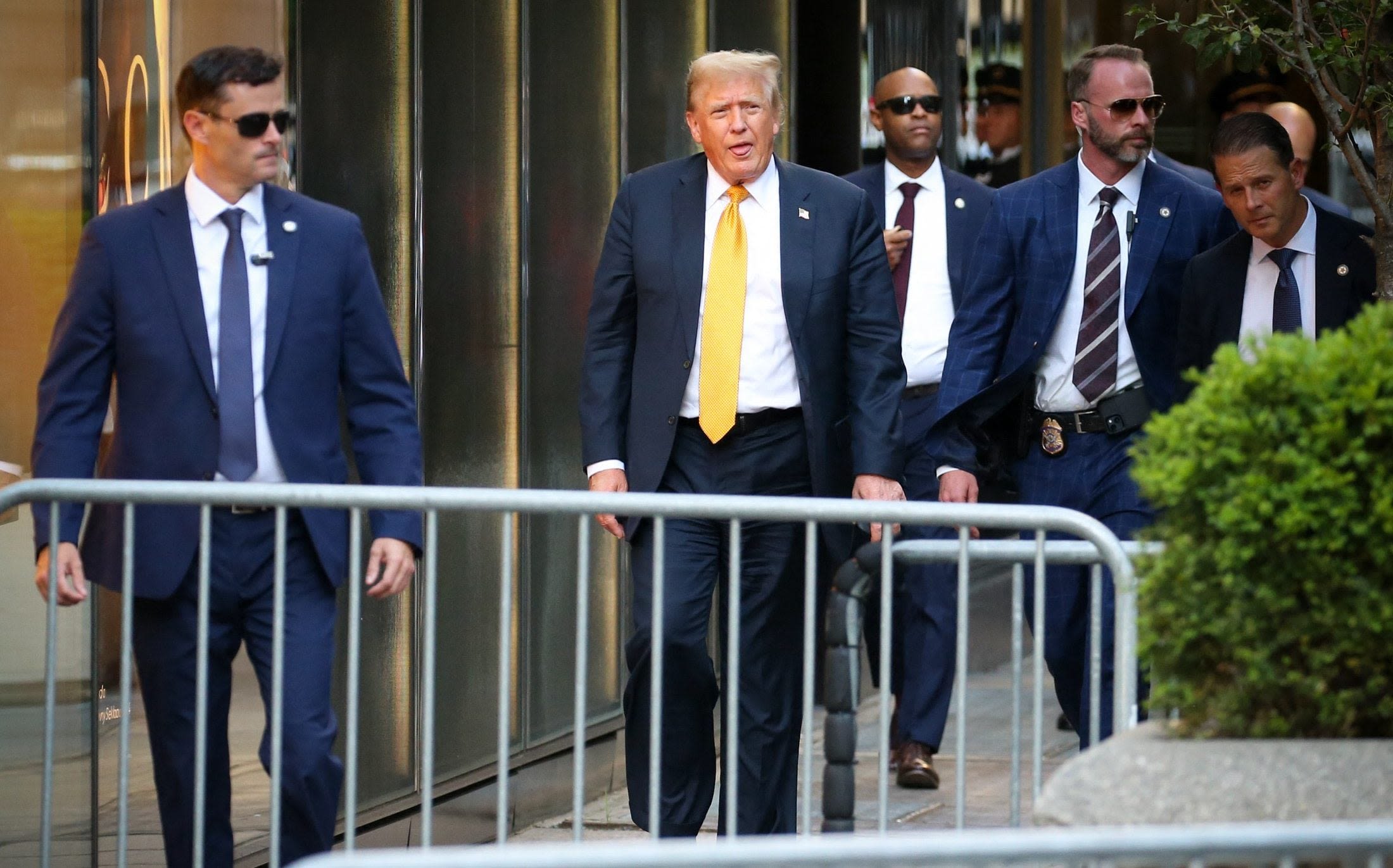 Secret Service preparing agents to protect a jailed Trump