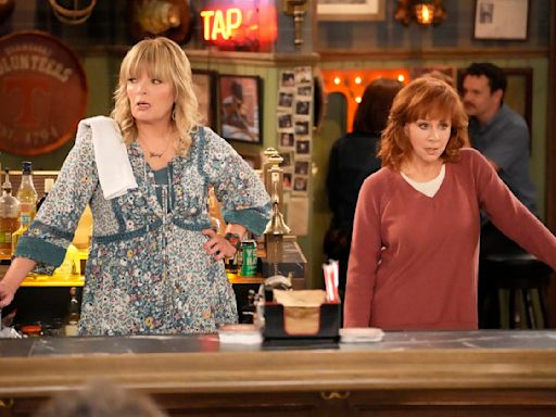 Reba Reunion: Watch First Trailer for Happy’s Place, Starring Reba McEntire and Melissa Peterman