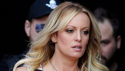 Stormy unchained: Lawyers for Trump and porn star struggled to control her after hush-money story broke in 2018