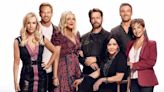 Beverly Hills, 90210 Cast to Reunite for Epic 90s Con Panel
