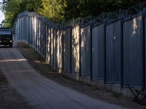 Poland minister denies 'pushback' of pregnant Eritrean woman at border