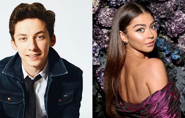 Andrew Barth Feldman and Sarah Hyland Begin Performances in LITTLE SHOP OF HORRORS