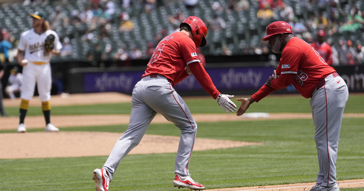 Angels rally against Oakland bullpen in final scheduled visit to Coliseum, beat A's 8-5