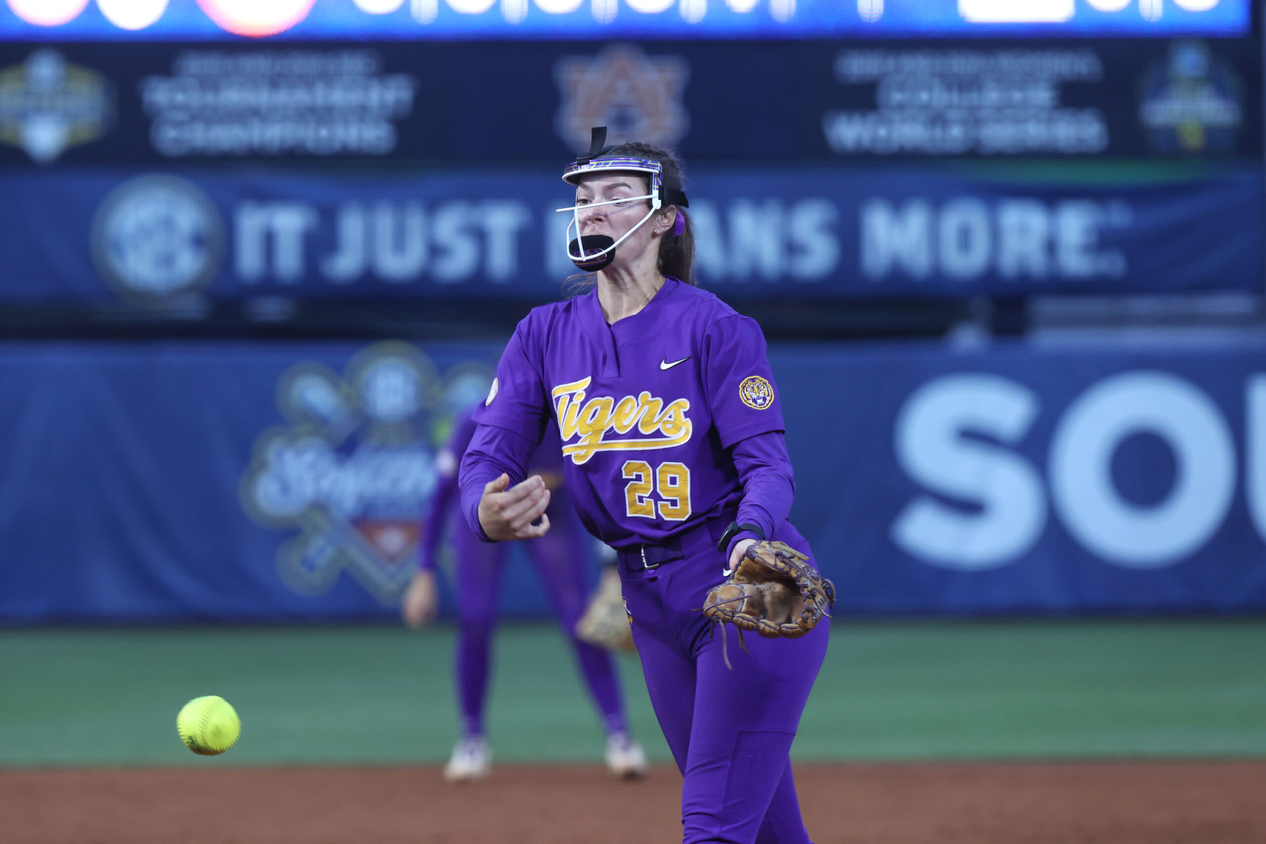 LSU softball to travel to Stanford for super regional round