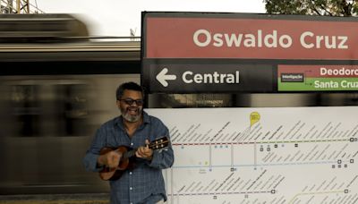 Marquinhos de Oswaldo Cruz faz do Trem do Samba e da Feira das Yabás meios para juntar cariocas de todos os cantos do Rio