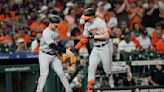 Con 2 jonrones de Hays, Orioles derrotan 9-5 a decaídos Astros