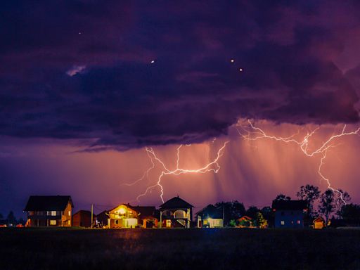 Severe storm season is here: How to stay safe during heavy rain, lightning and tornadoes