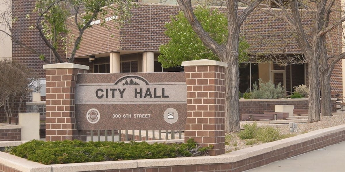What Rapid City offices, trash collection services are impacted for Memorial Day