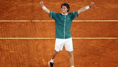 Andrey Rublev rallies, then outlasts, Felix Auger-Aliassime to win Madrid title | Tennis.com