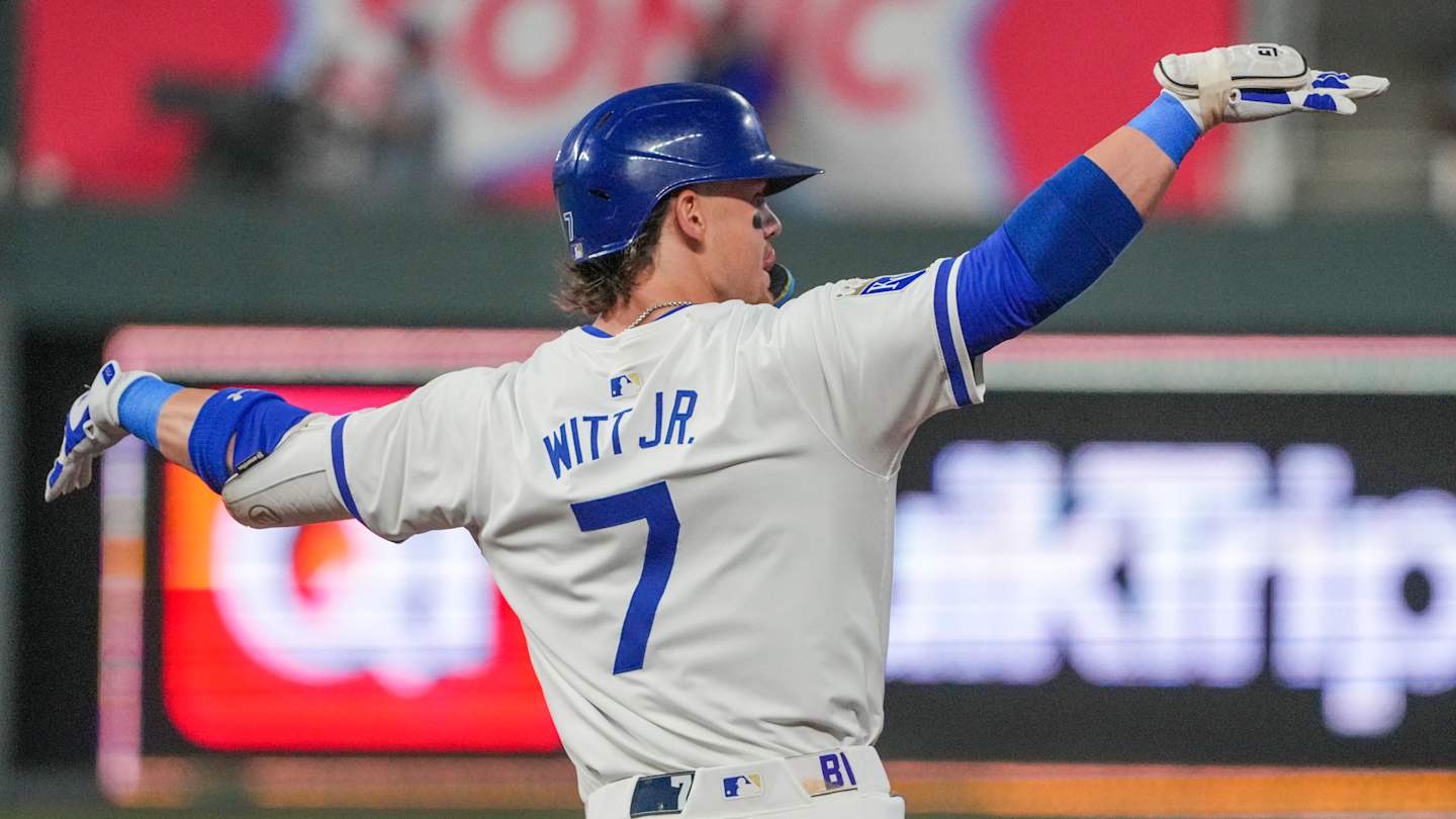 Kansas City Royals' Bobby Witt Jr. Makes History, Notches 2nd Straight 30-30 Season