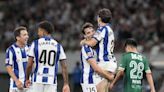 Las imágenes del estreno de equipación de la Real Sociedad, ante el Tokyo Verdy