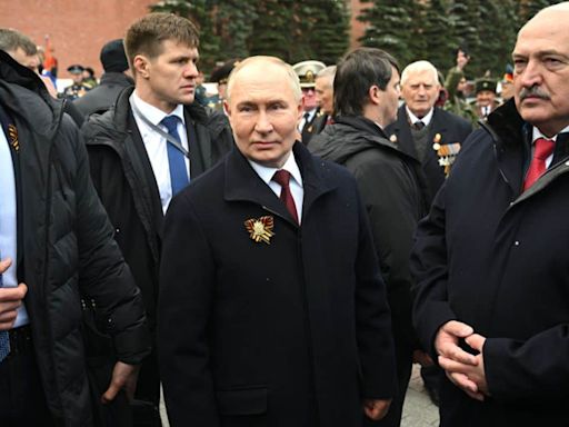 Putin starts wearing bulletproof vest at public events – Russian media