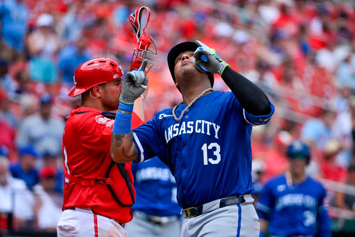 KC Royals recover from 3-0 deficit, take Game 1 of doubleheader in St. Louis