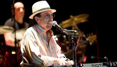 El músico brasileño Sergio Mendes, figura del bossa nova, samba y jazz, muere a los 83 años