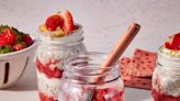 10 High-Protein Breakfasts You Can Make In a Mason Jar