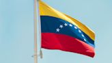 Venezuela traslada los restos de su primer presidente al Panteón Nacional en Caracas