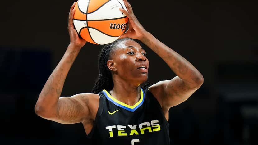 Dallas Wings fall to Phoenix Mercury despite career-high 36 points from Natasha Howard