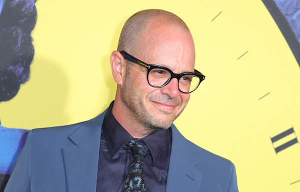 Damon Lindelof calls on Biden to drop out of race, asks donors to withhold funding