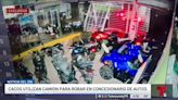 Encapuchados destrozan un dealer para llevarse una motora y “four tracks”