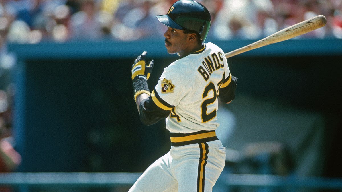Watch Bonds' emotional reaction to induction into Pirates Hall of Fame