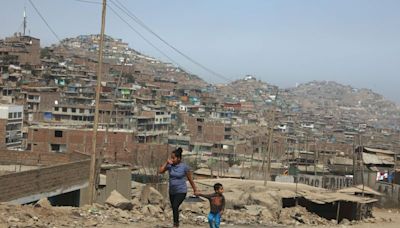 Peru's poverty rate ticks up for second straight year