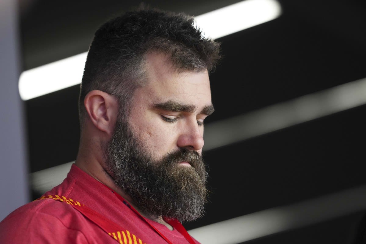 Eagles Player Drops Hint About Jason Kelce's Potential Return to Team