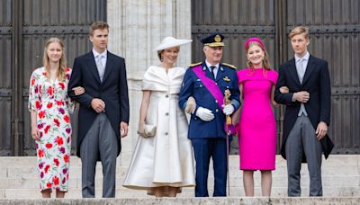 El baño de masas de la Familia real belga en el Día Nacional: las mejores imágenes