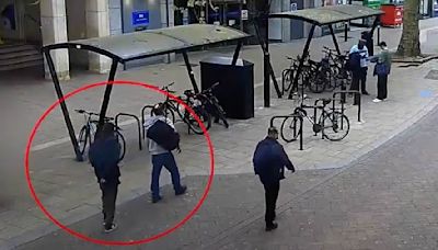 Shocking moment bike thieves cut lock and ride bicycle away