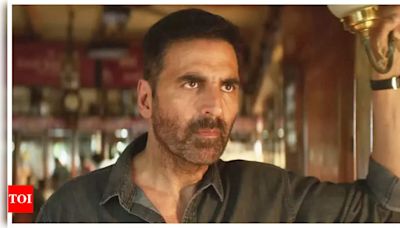 Sarfira Box Office : Akshay Kumar starrer collects its lowest amount on second Monday; earns just Rs 25 lakh | Hindi Movie News - Times of India