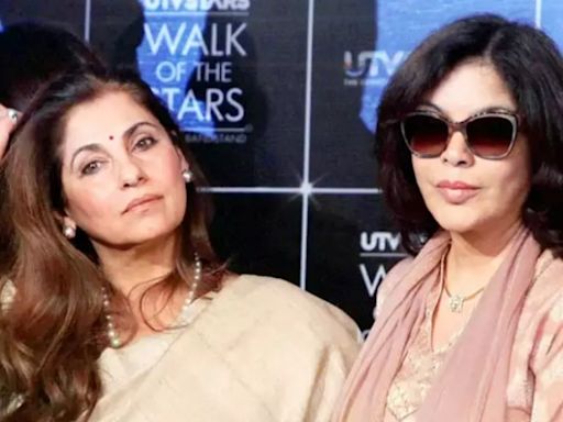 Zeenat Aman Shares How Dimple Kapadia Supported Her During Tough Times; Twinkle Khanna Responds