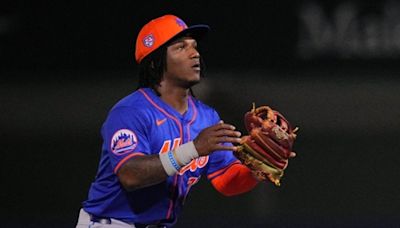 Mets calling up Luisangel Acuña from Triple-A Syracuse