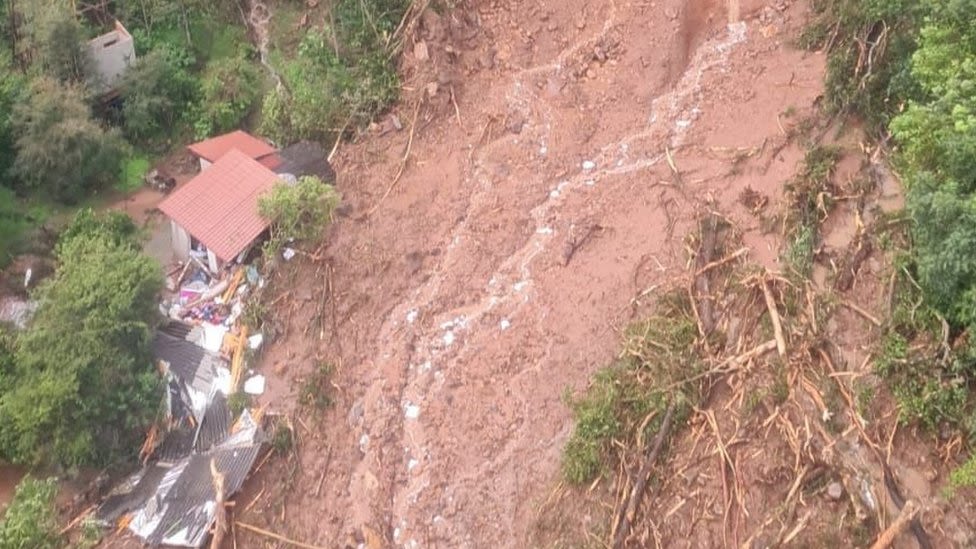 Brazil floods: Residents stranded on rooftops in Rio Grande do Sul