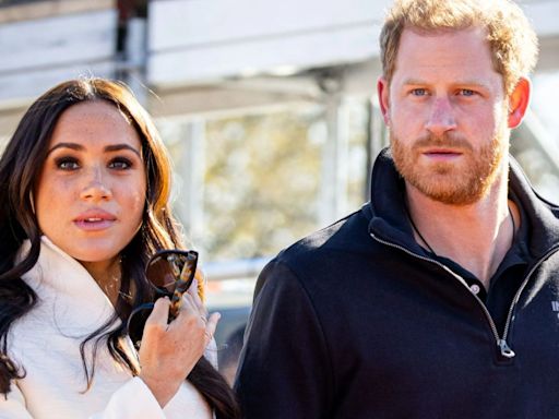 Prince Harry 'regrets the rift he & Meghan have made', claims royal expert