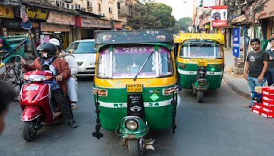 Kolkata weather forecast and traffic alert for Monday, July 15