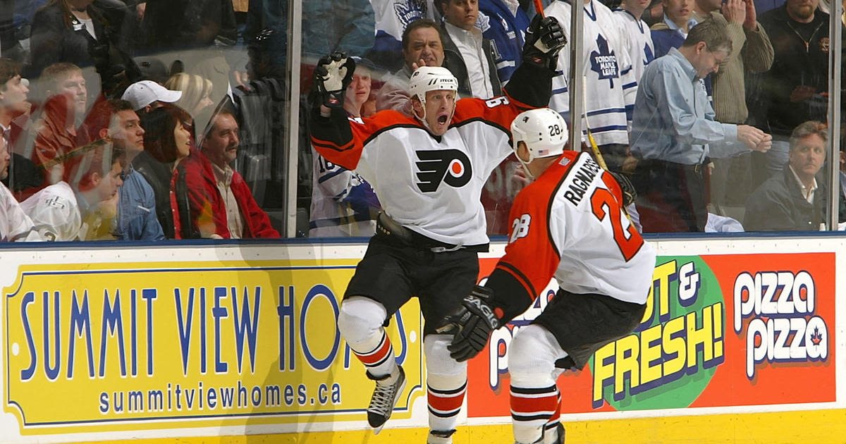 Former Flyers star Jeremy Roenick gets Hockey Hall of Fame call after more than a decade